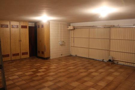 Casa à venda com 228m², 3 quartos e 3 vagasGaragem