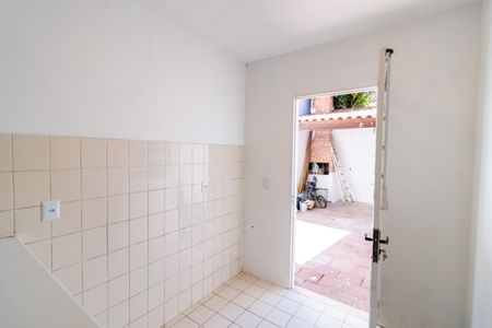 Cozinha de casa de condomínio à venda com 2 quartos, 80m² em Cavalhada, Porto Alegre
