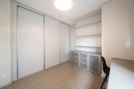 Apartamento à venda com 105m², 3 quartos e 2 vagasEscritório