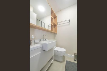 Apartamento à venda com 105m², 3 quartos e 2 vagasBanheiro da Suíte 1