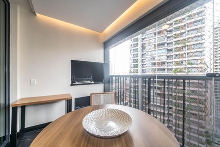 Apartamento à venda com 105m², 3 quartos e 2 vagasVaranda