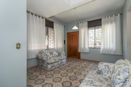 Casa para alugar com 3 quartos, 300m² em Passo D’areia, Porto Alegre
