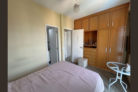 Apartamento à venda com 86m², 3 quartos e 1 vagaSuíte