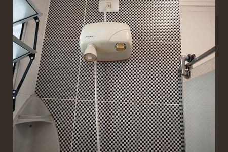 Apartamento à venda com 45m², 2 quartos e 1 vaga Apartamento à venda com 45m², 2 quartos e 1 vagaBanheiro