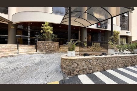 Apartamento para alugar com 68m², 1 quarto e 2 vagasFachada