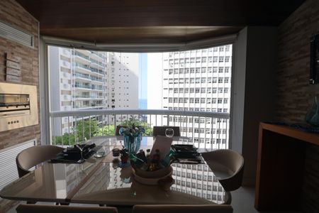 Apartamento para alugar com 68m², 1 quarto e 2 vagasSala