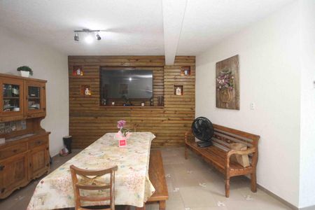 Casa à venda com 300m², 3 quartos e 2 vagas Casa à venda com 300m², 3 quartos e 2 vagasEspaço Gourmet