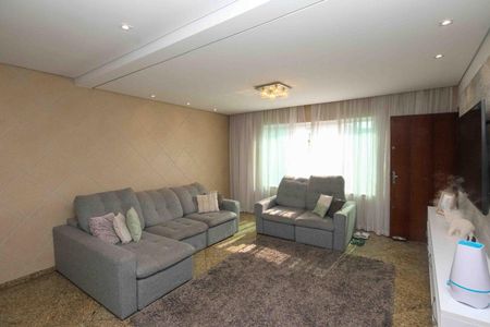 Casa à venda com 300m², 3 quartos e 2 vagas Casa à venda com 300m², 3 quartos e 2 vagasSala