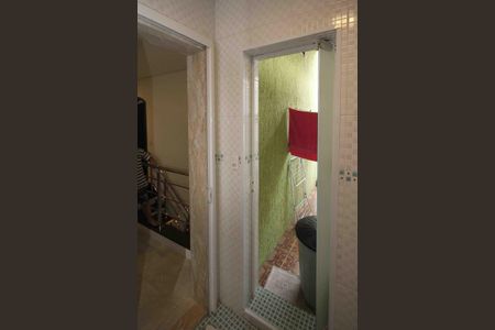 Casa à venda com 300m², 3 quartos e 2 vagas Casa à venda com 300m², 3 quartos e 2 vagasVaranda