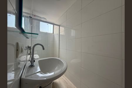 Banheiro de apartamento para alugar com 2 quartos, 49m² em Ipiranga, São Paulo