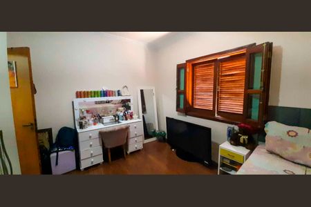 Casa à venda com 350m², 3 quartos e 2 vagas