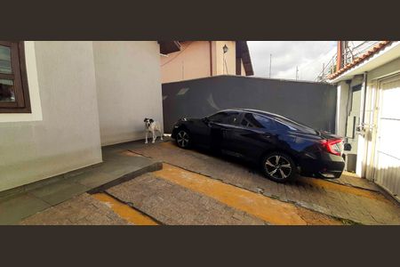 Casa à venda com 350m², 3 quartos e 2 vagas Casa à venda com 350m², 3 quartos e 2 vagasGaragem