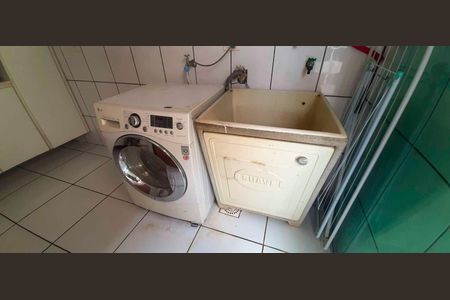 Casa à venda com 350m², 3 quartos e 2 vagas