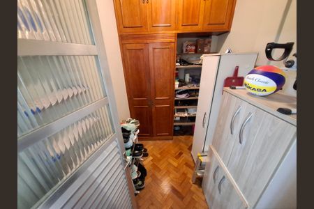 Apartamento à venda com 103m², 3 quartos e 1 vaga Apartamento à venda com 103m², 3 quartos e 1 vagaQuarto de Serviço