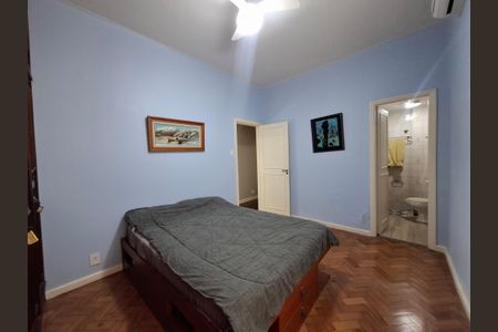 Apartamento à venda com 103m², 3 quartos e 1 vaga Apartamento à venda com 103m², 3 quartos e 1 vagaSuíte