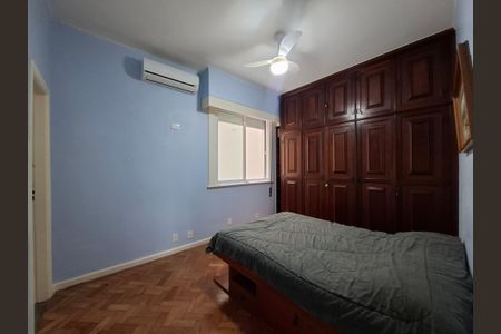 Apartamento à venda com 103m², 3 quartos e 1 vaga Apartamento à venda com 103m², 3 quartos e 1 vagaSuíte
