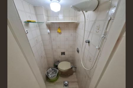 Apartamento à venda com 103m², 3 quartos e 1 vaga Apartamento à venda com 103m², 3 quartos e 1 vagaBanheiro de Serviço