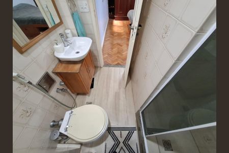 Apartamento à venda com 103m², 3 quartos e 1 vaga Apartamento à venda com 103m², 3 quartos e 1 vagaBanheiro da Suíte
