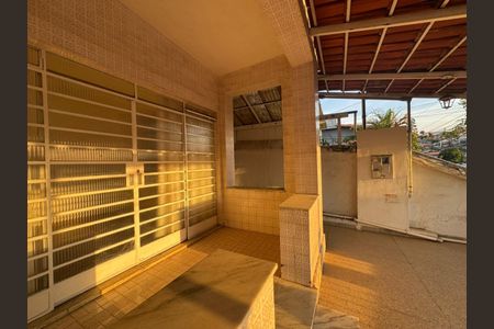 Casa à venda com 3 quartos, 210m² em Santo Andre, Belo Horizonte