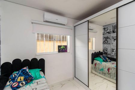 Casa à venda com 400m², 5 quartos e 2 vagas Casa à venda com 400m², 5 quartos e 2 vagasQuarto 2