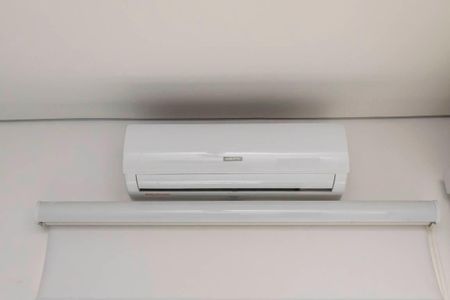 Casa à venda com 400m², 5 quartos e 2 vagas Casa à venda com 400m², 5 quartos e 2 vagasQuarto 2