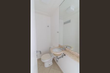 Apartamento para alugar com 98m², 3 quartos e 2 vagas Apartamento para alugar com 98m², 3 quartos e 2 vagasBanheiro de Serviço