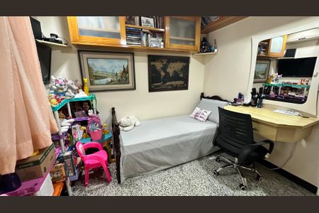 Apartamento para alugar com 120m², 3 quartos e 2 vagas Apartamento para alugar com 120m², 3 quartos e 2 vagasQuarto 2