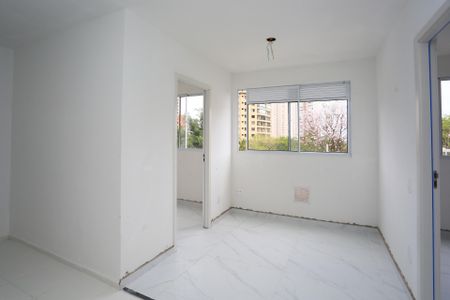 Sala  de apartamento para alugar com 2 quartos, 70m² em Vila Suzana, São Paulo