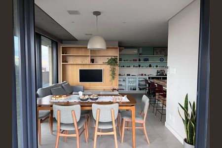 Apartamento à venda com 127m², 2 quartos e 2 vagas Apartamento à venda com 127m², 2 quartos e 2 vagasSala