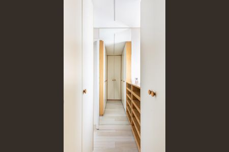 Apartamento à venda com 127m², 2 quartos e 2 vagas Apartamento à venda com 127m², 2 quartos e 2 vagasSuíte 2