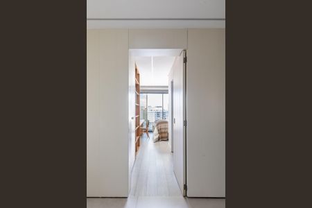 Apartamento à venda com 127m², 2 quartos e 2 vagas Apartamento à venda com 127m², 2 quartos e 2 vagasSuíte 1