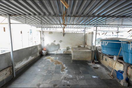 Apartamento à venda com 124m², 2 quartos e 1 vaga Apartamento à venda com 124m², 2 quartos e 1 vagaTerraço