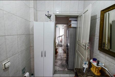 Apartamento à venda com 124m², 2 quartos e 1 vaga Apartamento à venda com 124m², 2 quartos e 1 vagaBanheiro