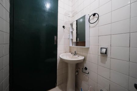 Banheiro de casa para alugar com 1 quarto, 55m² em Parque Penha, São Paulo