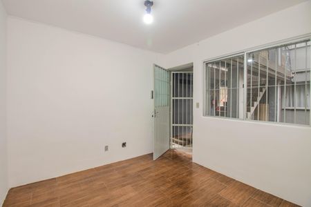 Sala de apartamento para alugar com 2 quartos, 40m² em Rubem Berta, Porto Alegre