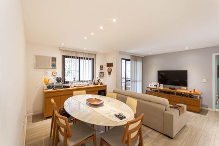 Apartamento à venda com 131m², 3 quartos e 2 vagasSala