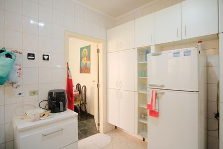 Casa à venda com 286m², 4 quartos e 4 vagasCozinha
