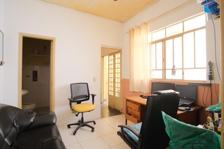 Casa à venda com 286m², 4 quartos e 4 vagasQuarto 3