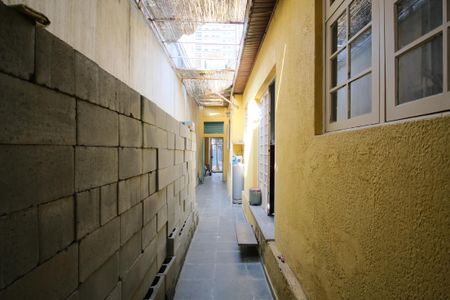 Casa à venda com 286m², 4 quartos e 4 vagasCorredor