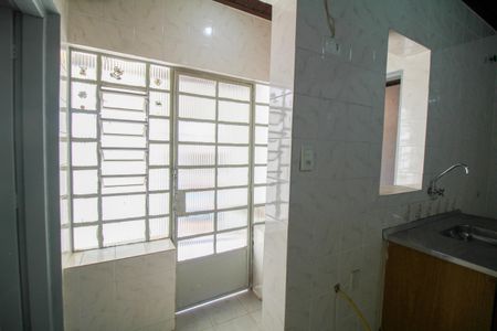 Sala/Cozinha de casa para alugar com 1 quarto, 30m² em Vila Libanesa, São Paulo