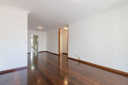 Apartamento para alugar com 118m², 3 quartos e 3 vagas Apartamento para alugar com 118m², 3 quartos e 3 vagasSala