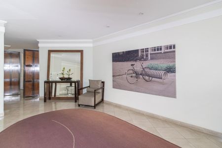 Apartamento para alugar com 118m², 3 quartos e 3 vagas Apartamento para alugar com 118m², 3 quartos e 3 vagasÁrea comum - Hall Social