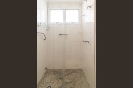 Apartamento para alugar com 118m², 3 quartos e 3 vagas Apartamento para alugar com 118m², 3 quartos e 3 vagasBanheiro Corredor