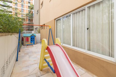 Apartamento para alugar com 118m², 3 quartos e 3 vagas Apartamento para alugar com 118m², 3 quartos e 3 vagasÁrea comum - Playground