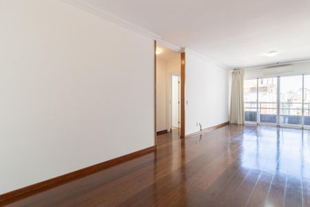 Apartamento para alugar com 118m², 3 quartos e 3 vagas Apartamento para alugar com 118m², 3 quartos e 3 vagasSala