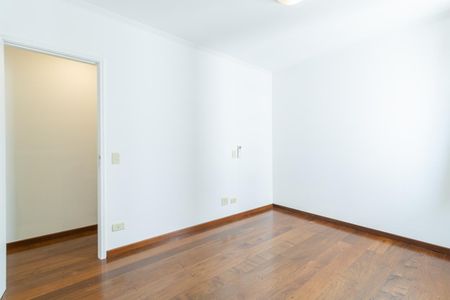 Apartamento para alugar com 118m², 3 quartos e 3 vagas Apartamento para alugar com 118m², 3 quartos e 3 vagasQuarto 1