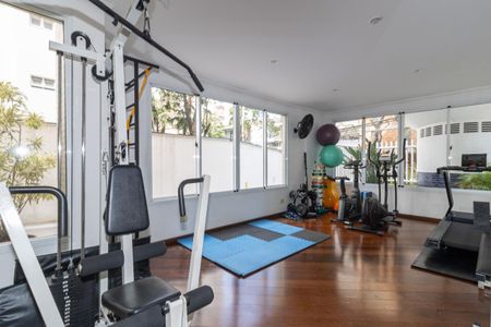 Apartamento para alugar com 118m², 3 quartos e 3 vagas Apartamento para alugar com 118m², 3 quartos e 3 vagasÁrea comum - Academia