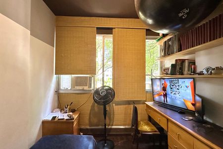 Apartamento à venda com 120m², 3 quartos e 1 vagaQuarto 2