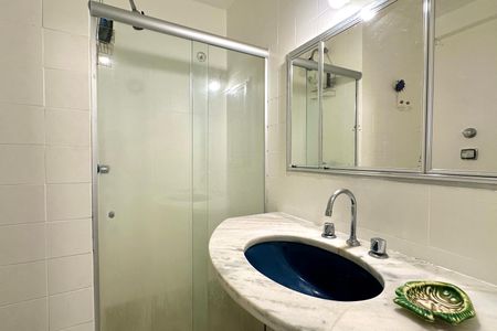 Apartamento à venda com 120m², 3 quartos e 1 vagaBanheiro da Suíte