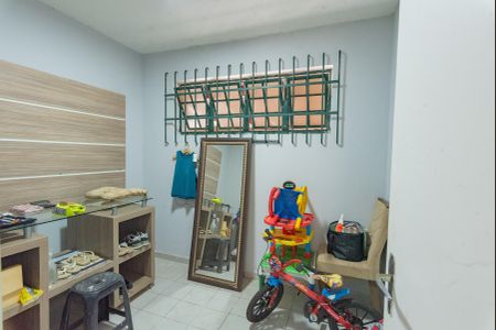 Casa à venda com 320m², 3 quartos e 6 vagasQuarto de Serviço